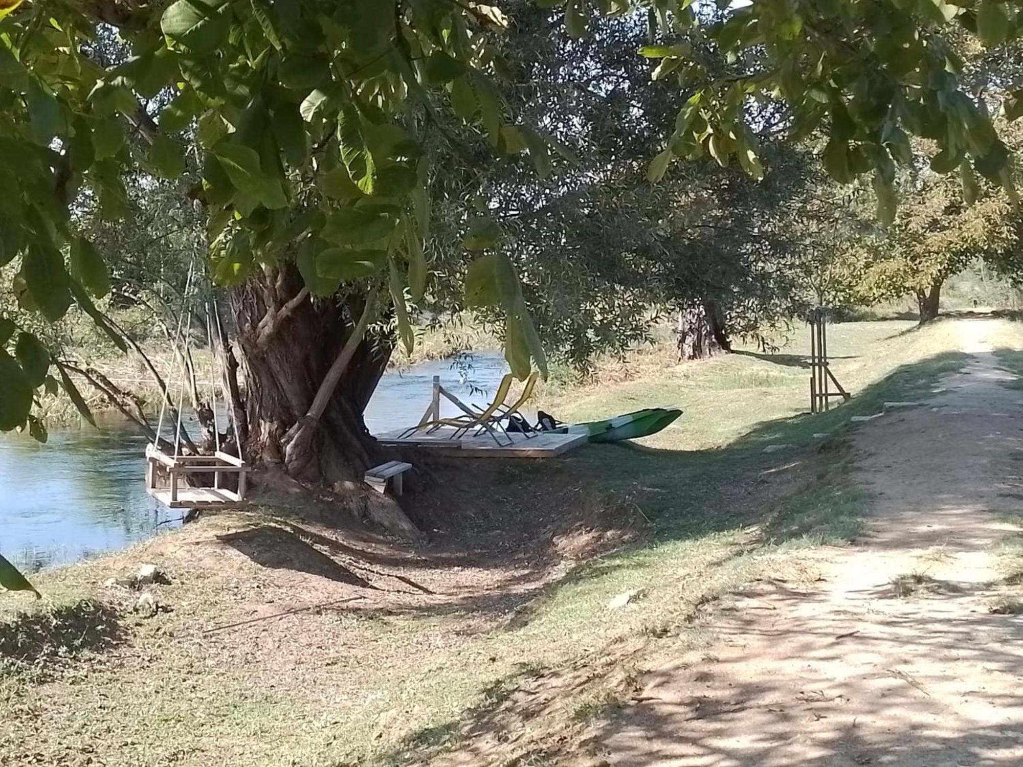 Glamping House Two Rivers يوبوسكي المظهر الخارجي الصورة