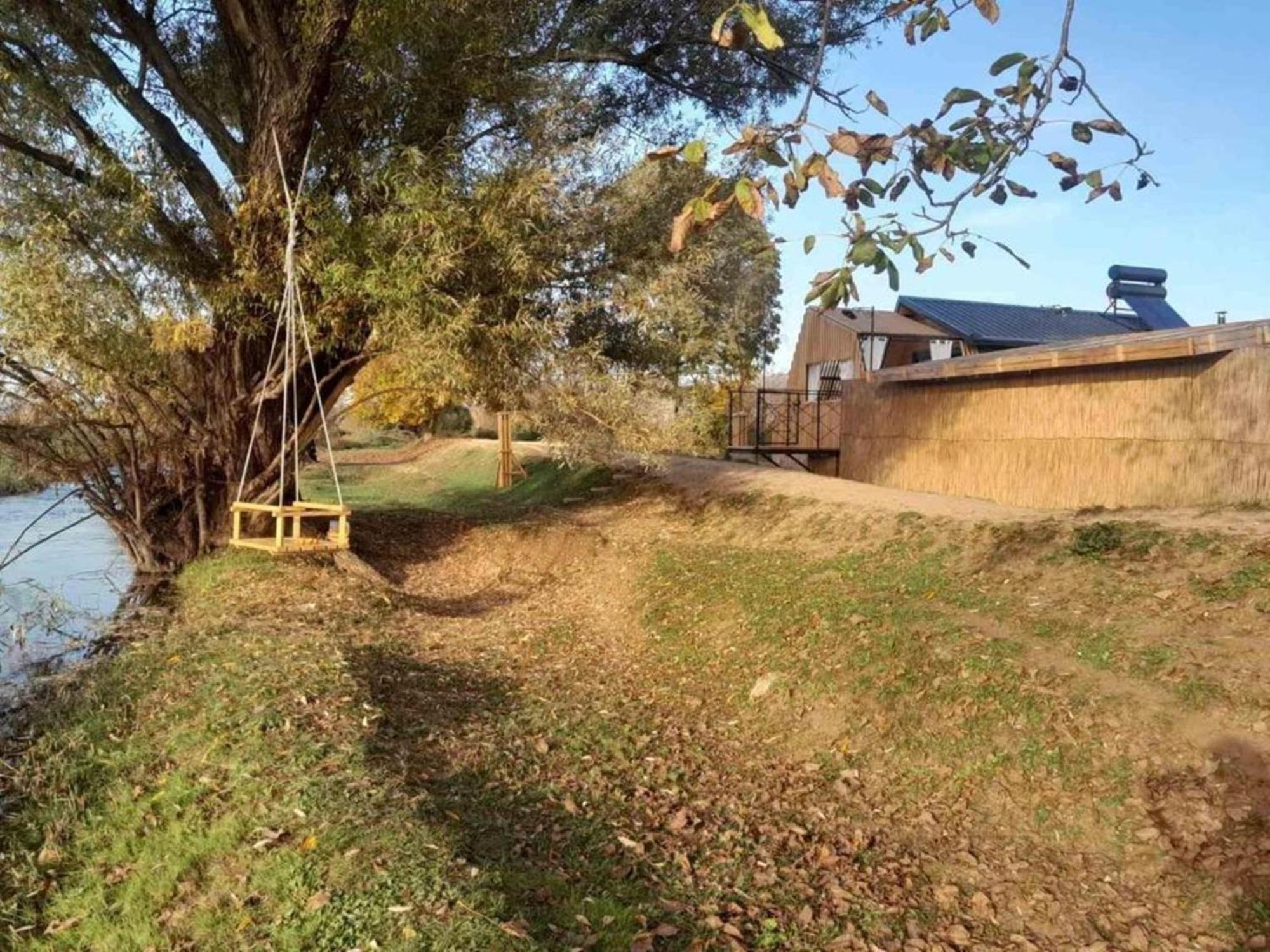 Glamping House Two Rivers يوبوسكي المظهر الخارجي الصورة